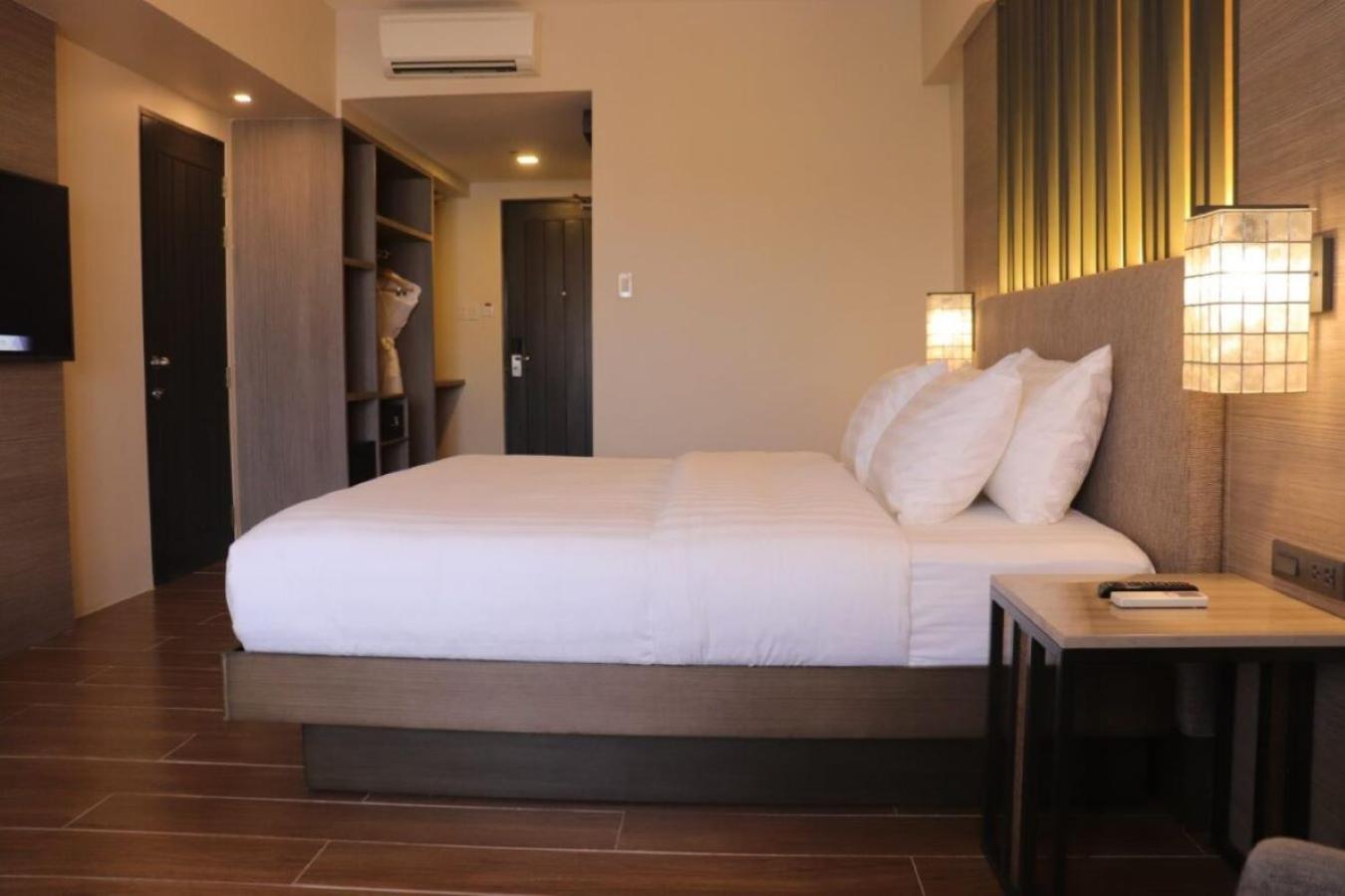 The Aurora Subic Hotel Managed By Hii Olongapo Ngoại thất bức ảnh